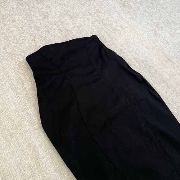 Elegant Black Lace Trim Skirt - Picture 3 of 11